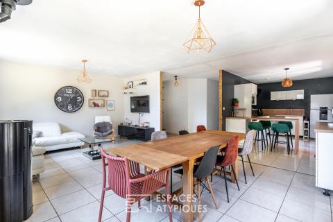 Entre calme et nature, une maison familiale de plain-pied aux beaux volumes