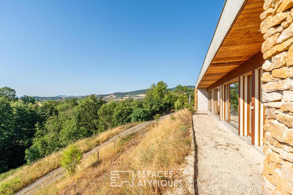Maison bioclimatique avec sa vue dégagée