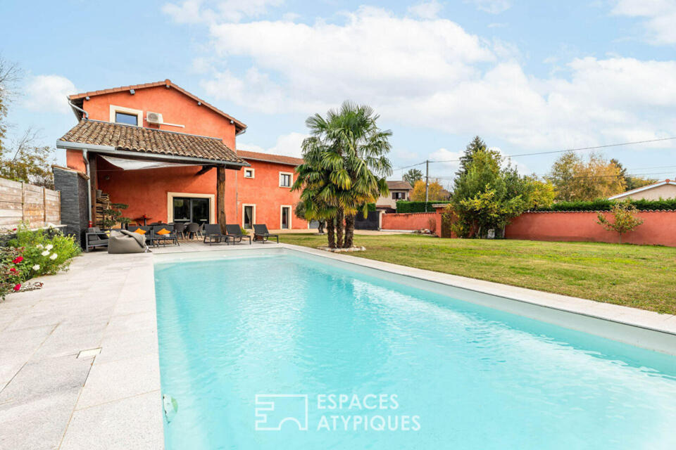 Elégante ferme rénovée et sa piscine