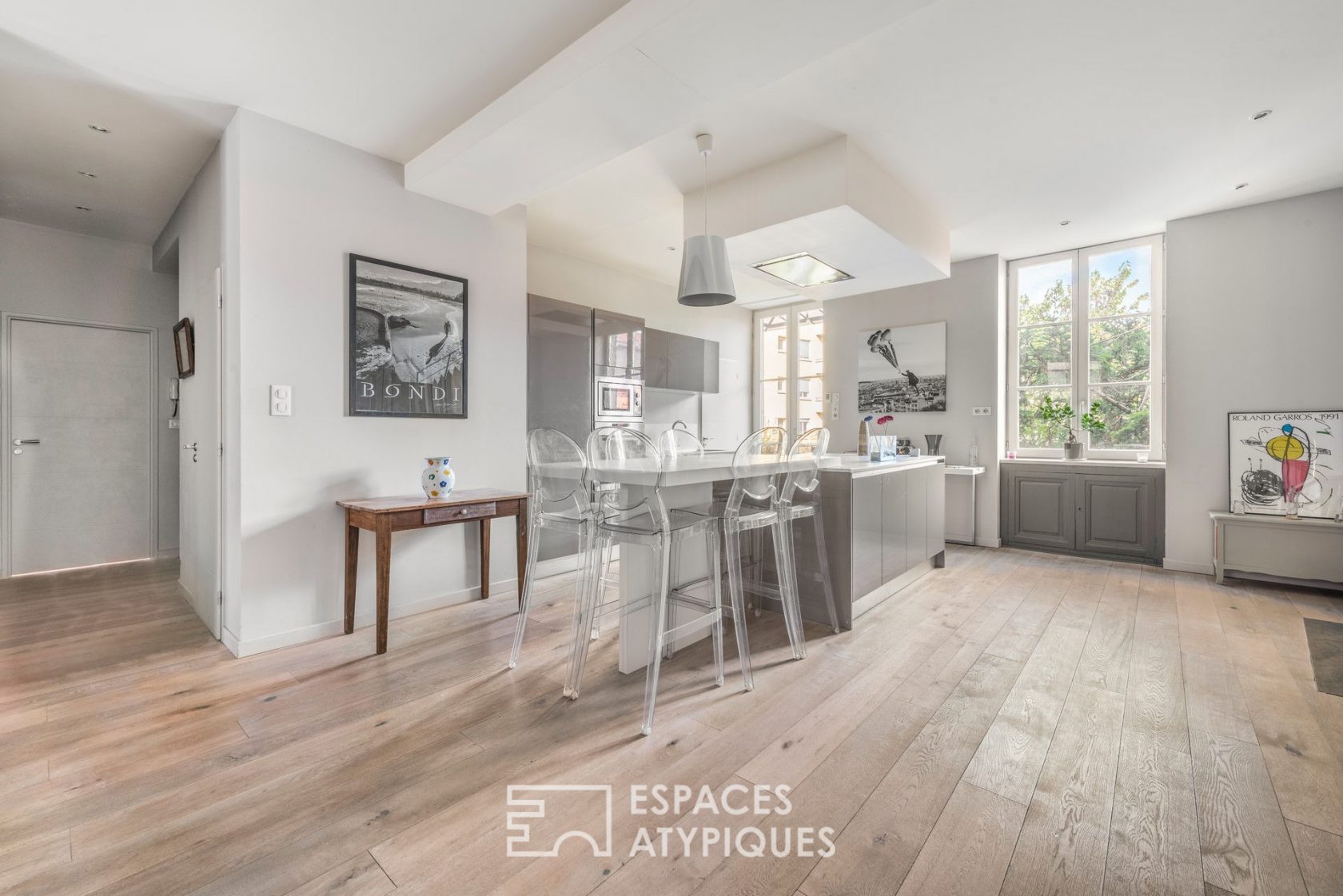 Renovated apartment with balcony
