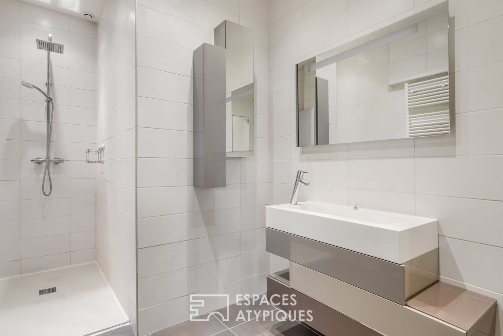 Renovated apartment with balcony