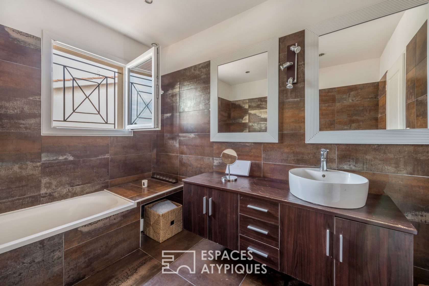 Family house in the Beaujolais