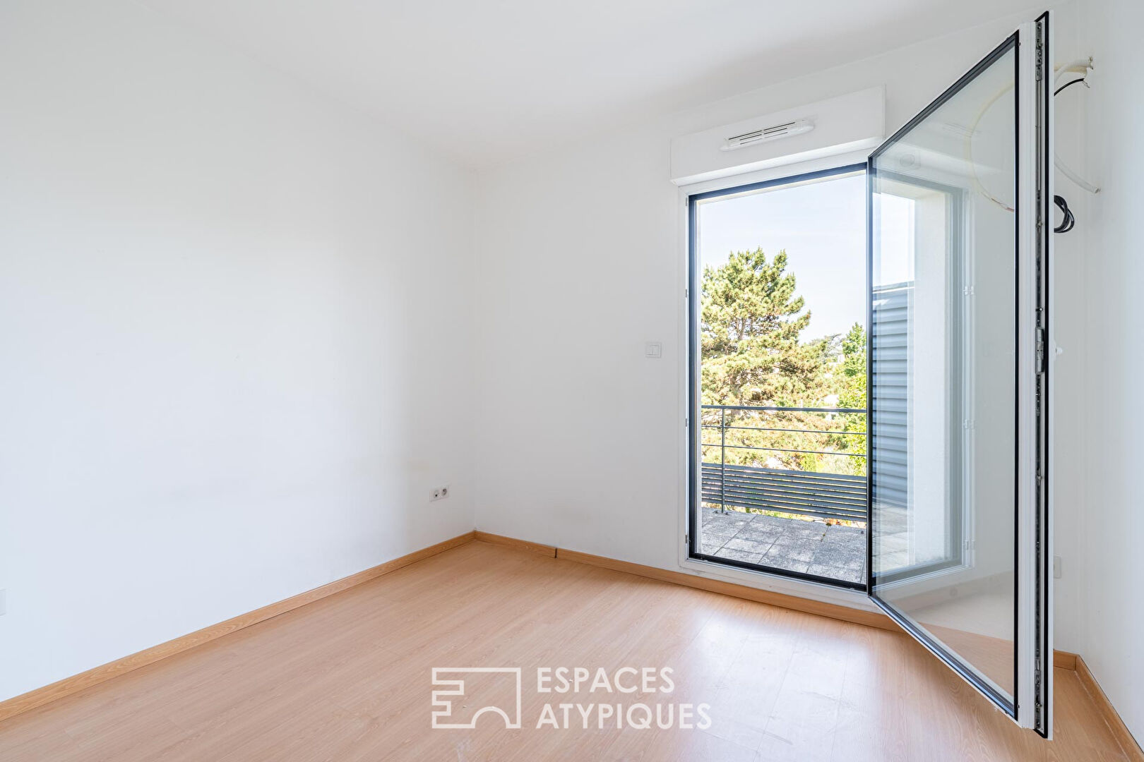 Dernier étage avec terrasse et garage