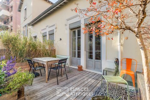 Duplex with terrace