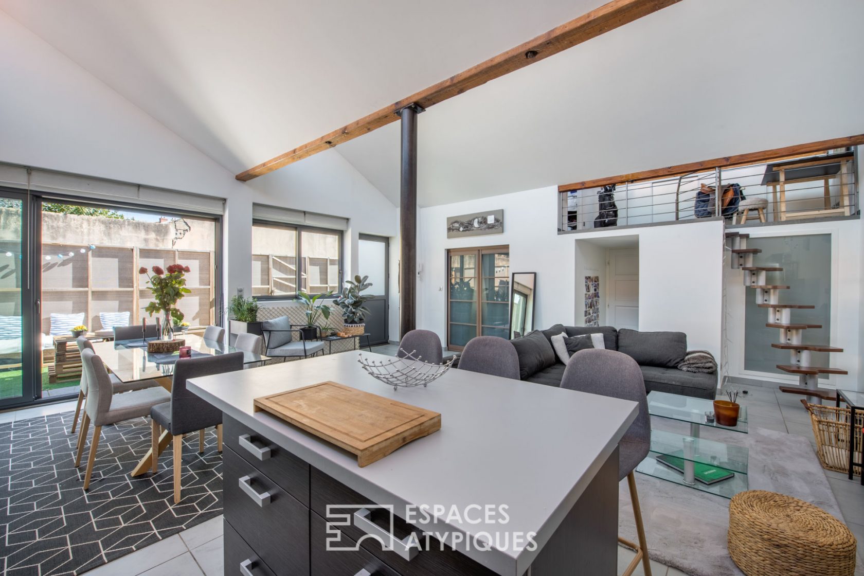 loft avec terrasse en hypercentre