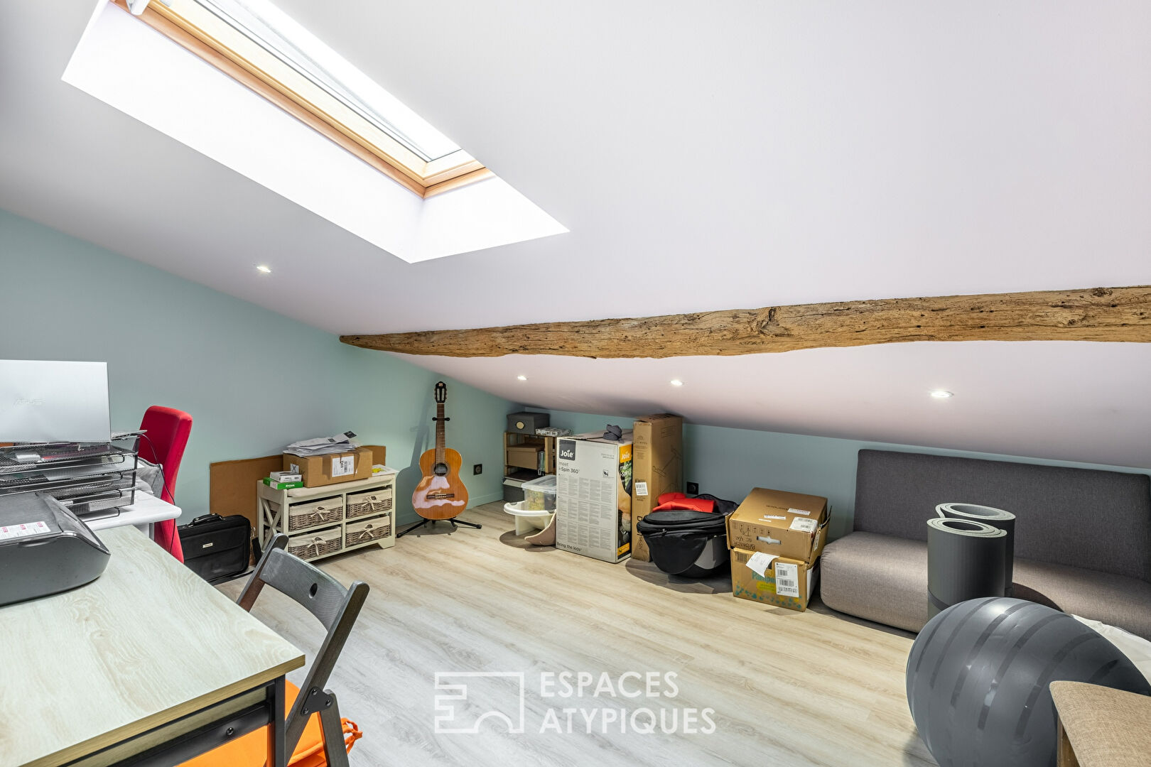 Charming renovated duplex with garden