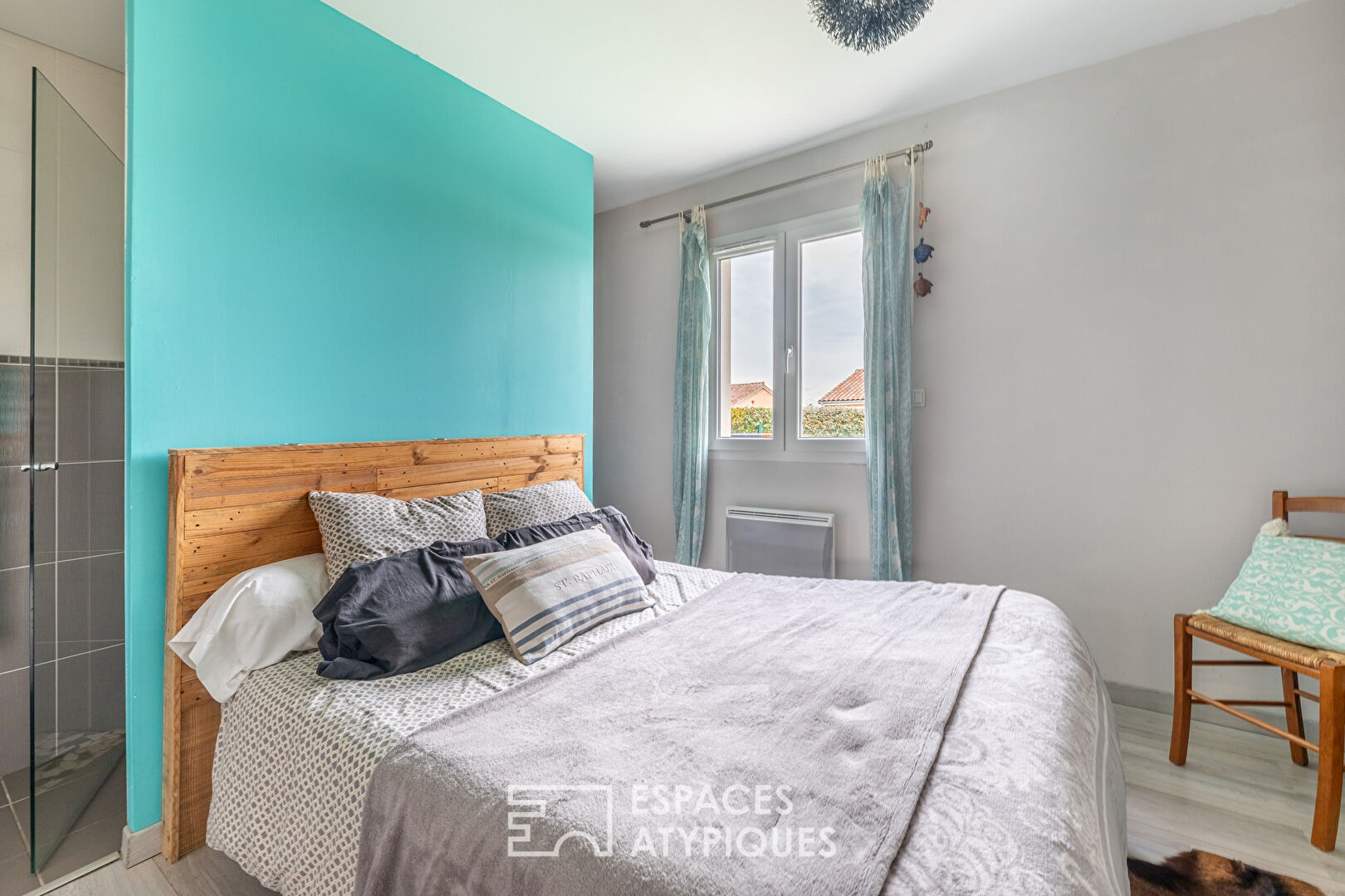 Quiet and bright villa