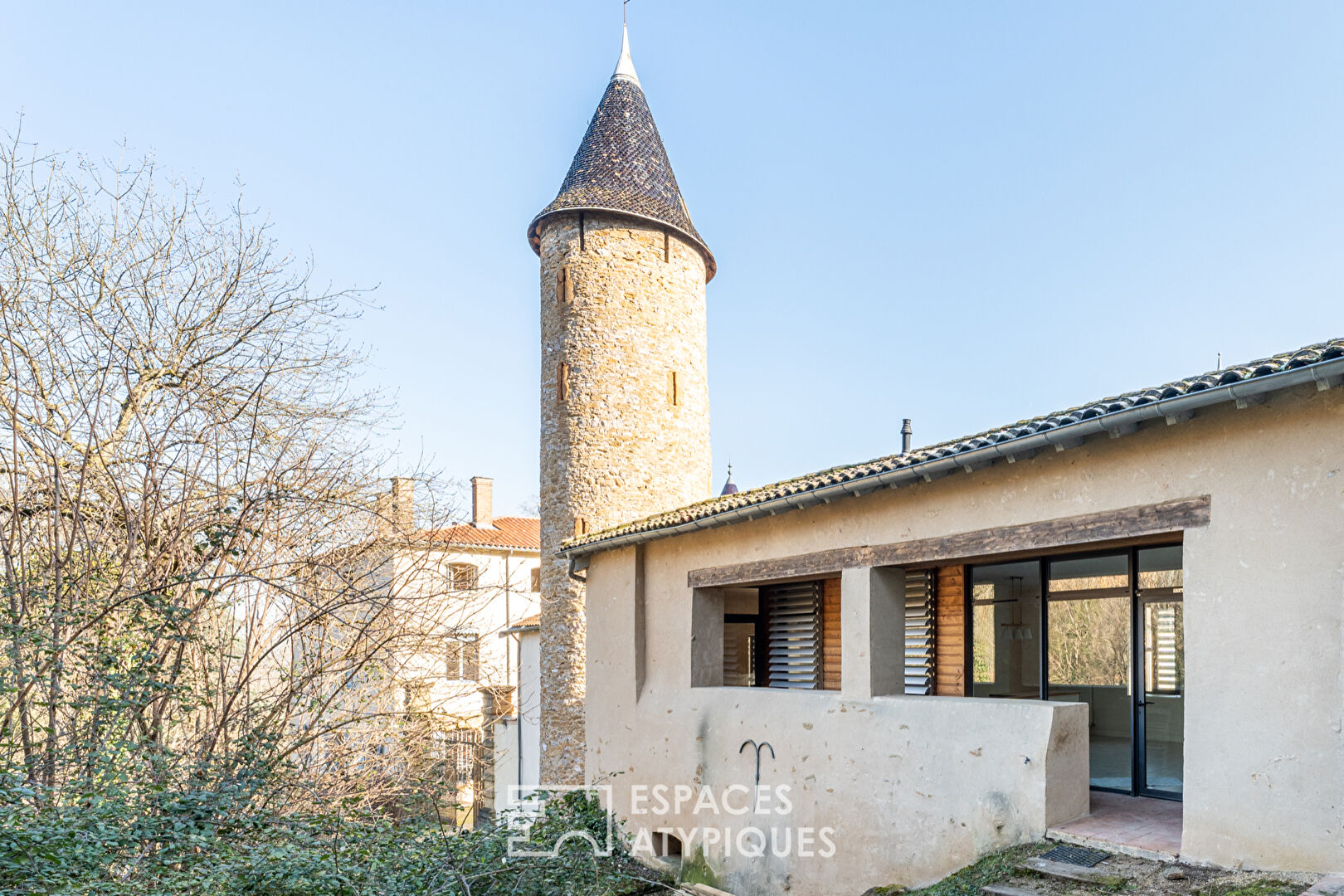 Apartment in the outbuildings of a castle