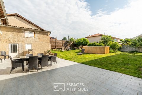 Maison de village avec jardin au coeur du beaujolais