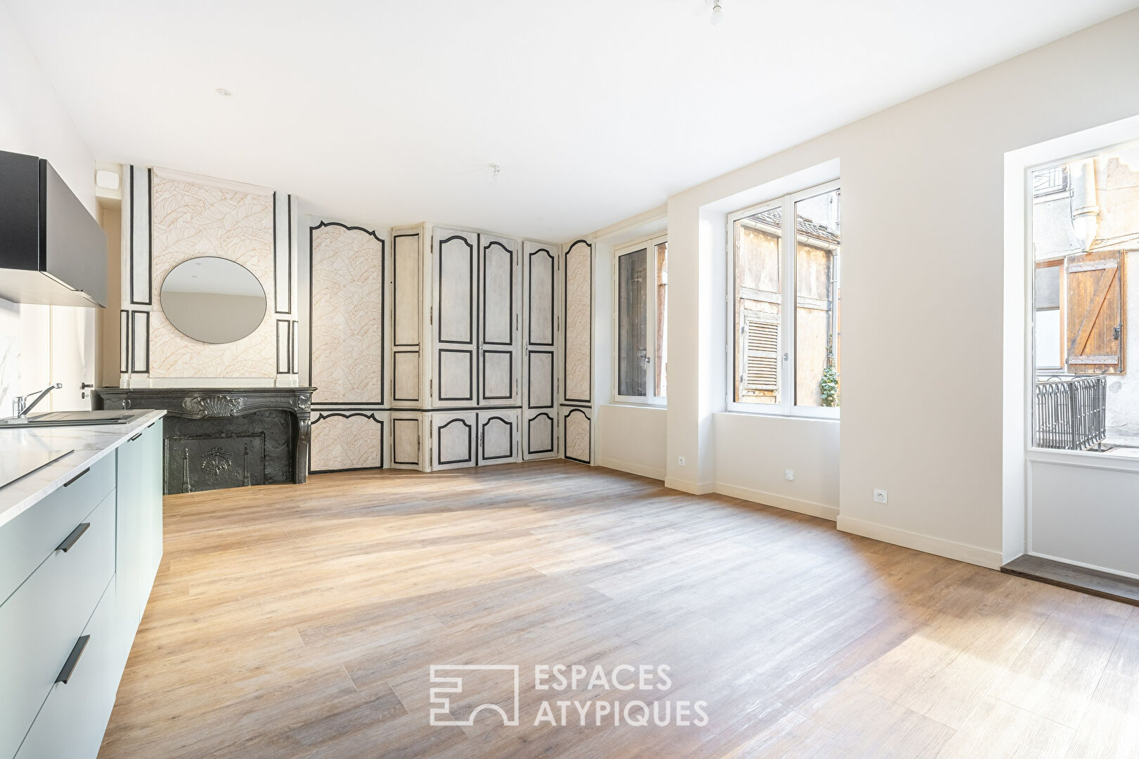 Charming renovated apartment in the heart of Villefranche city center