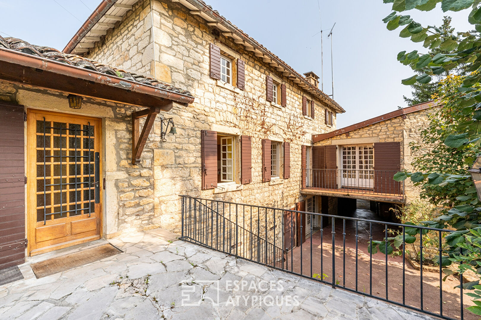 Stone house to renovate