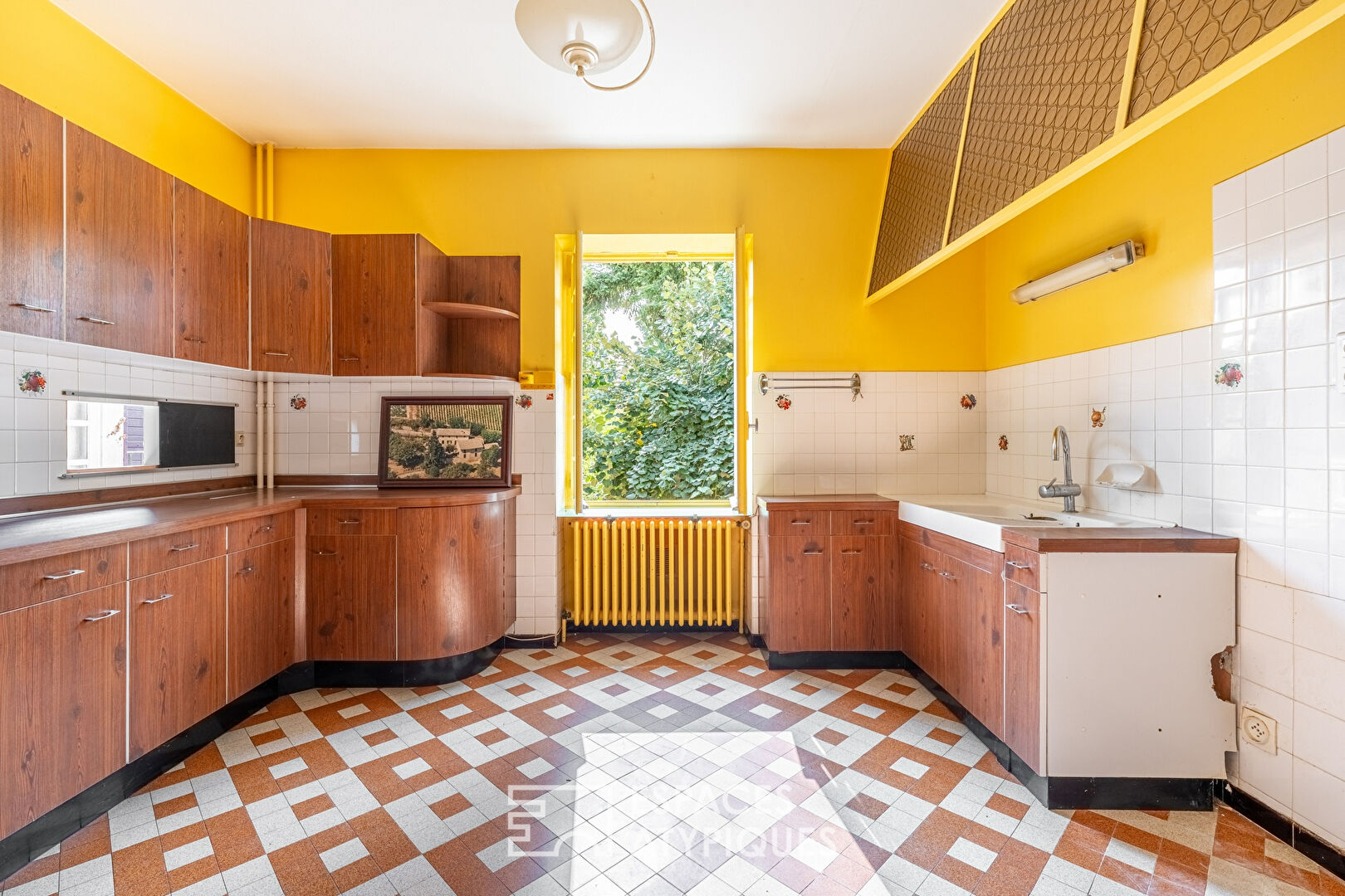Stone house to renovate