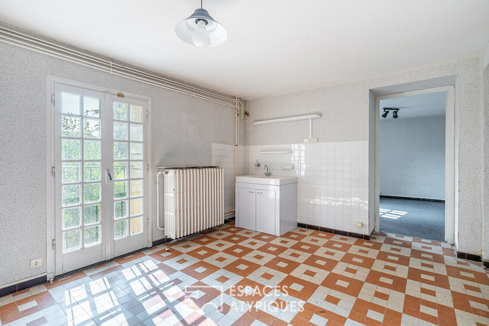 Stone house to renovate