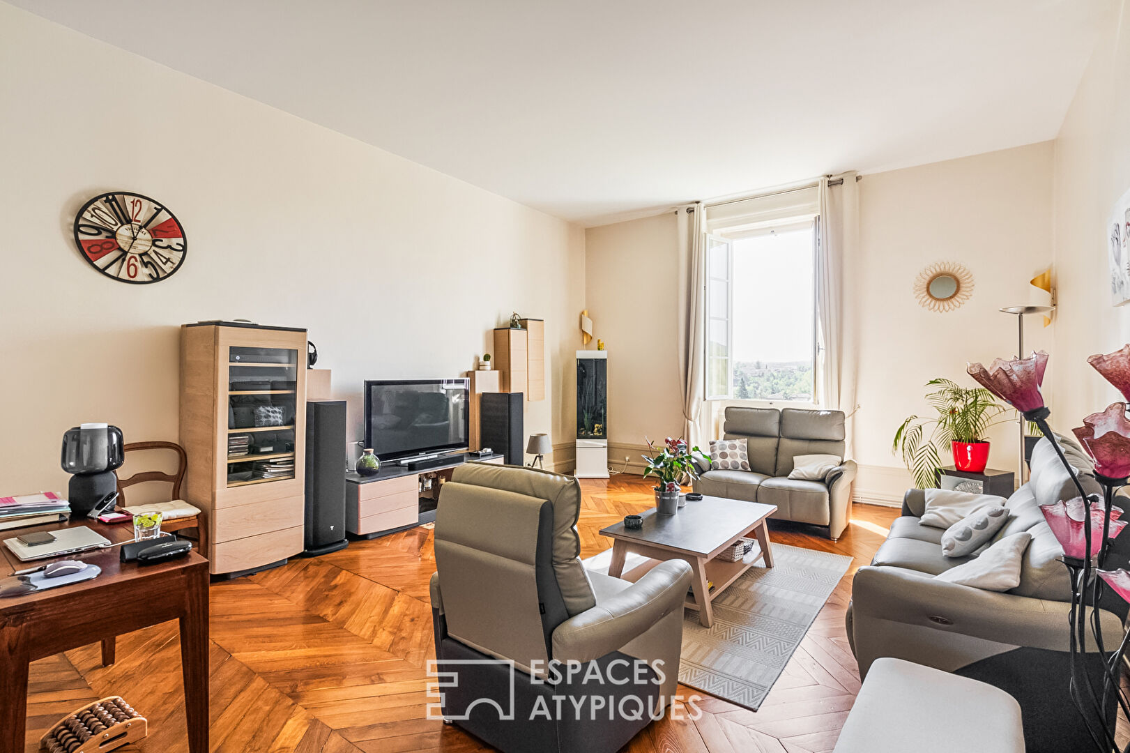 Appartement bourgeois en hyper centre d’un village des Pierres Dorées