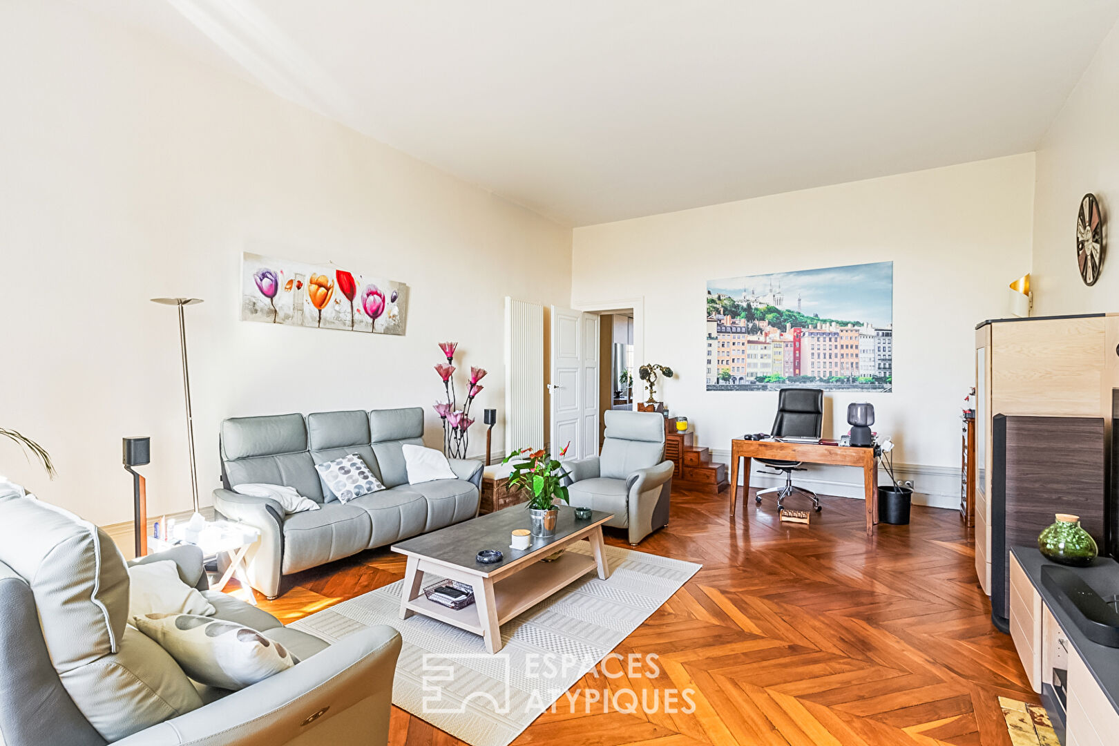 Appartement bourgeois en hyper centre d’un village des Pierres Dorées