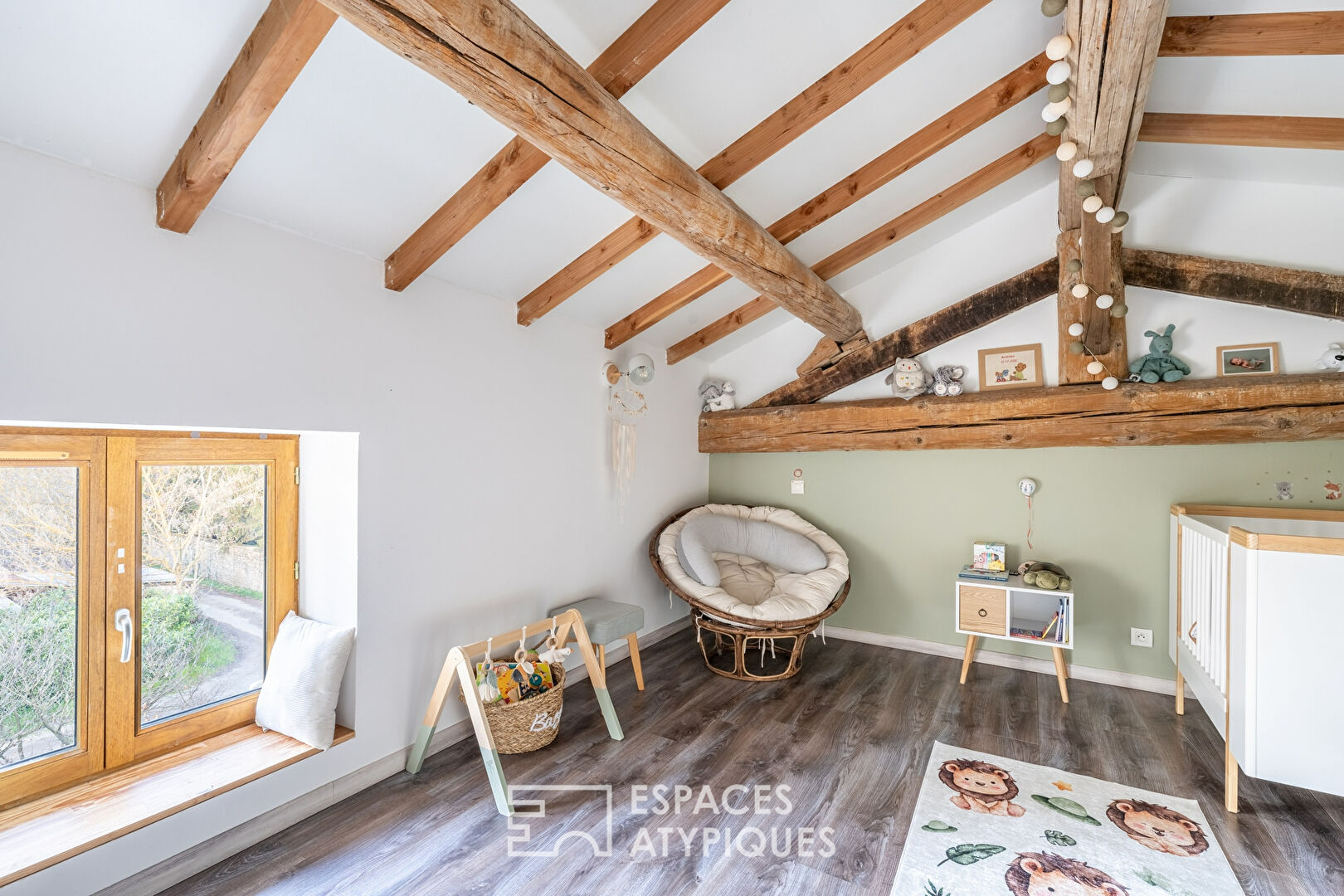 Charming house with a cozy atmosphere 30 minutes from the center of Lyon