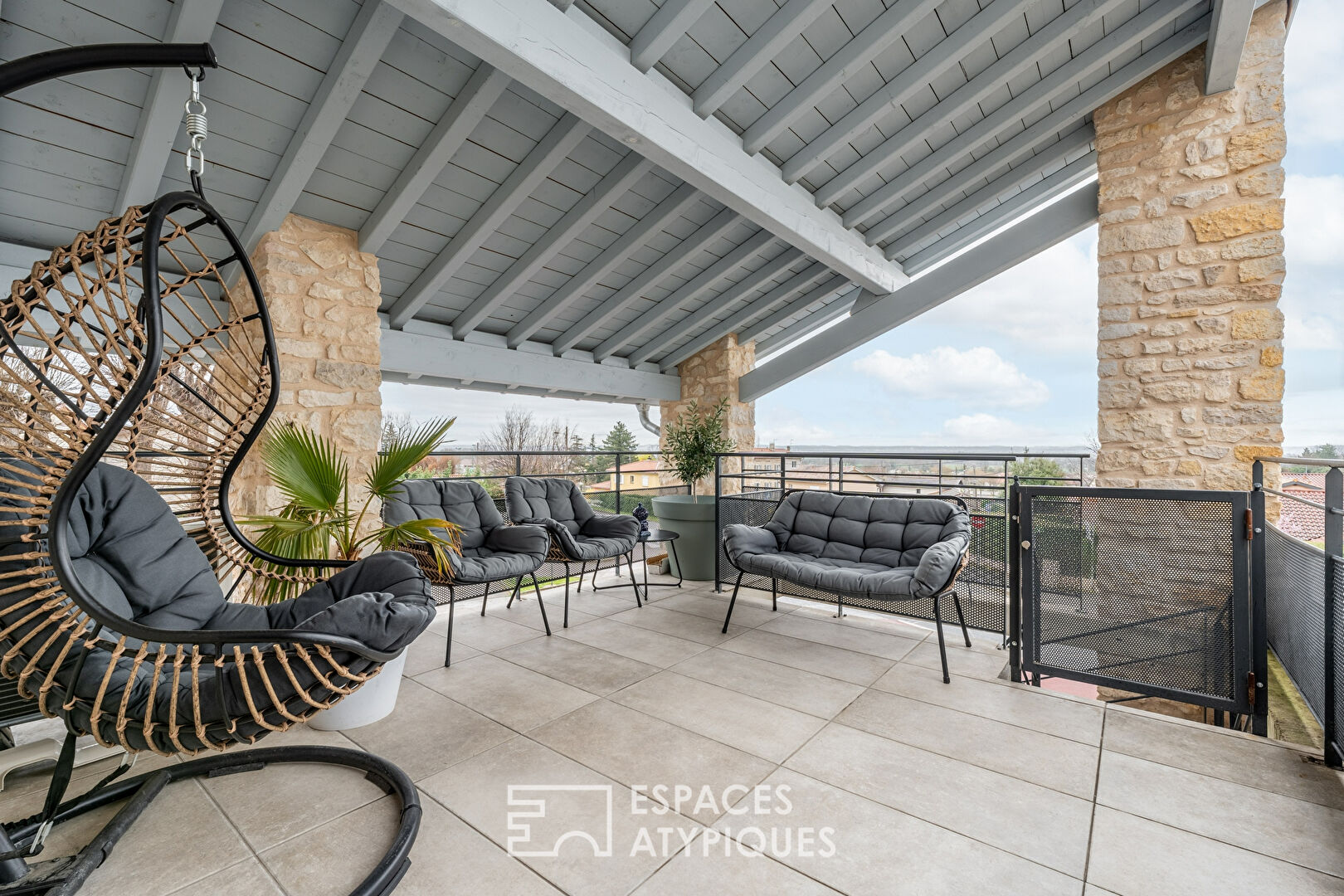 Industrial style apartment with its terrace