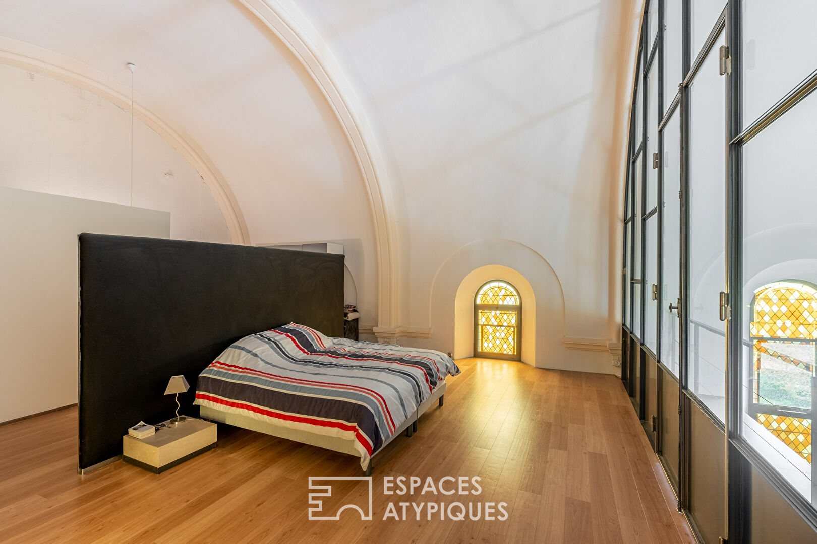 Appartement dans une ancienne chapelle désacralisée