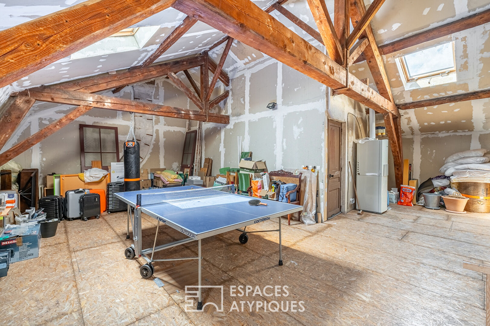 Maison de ville pleine de charme avec garage