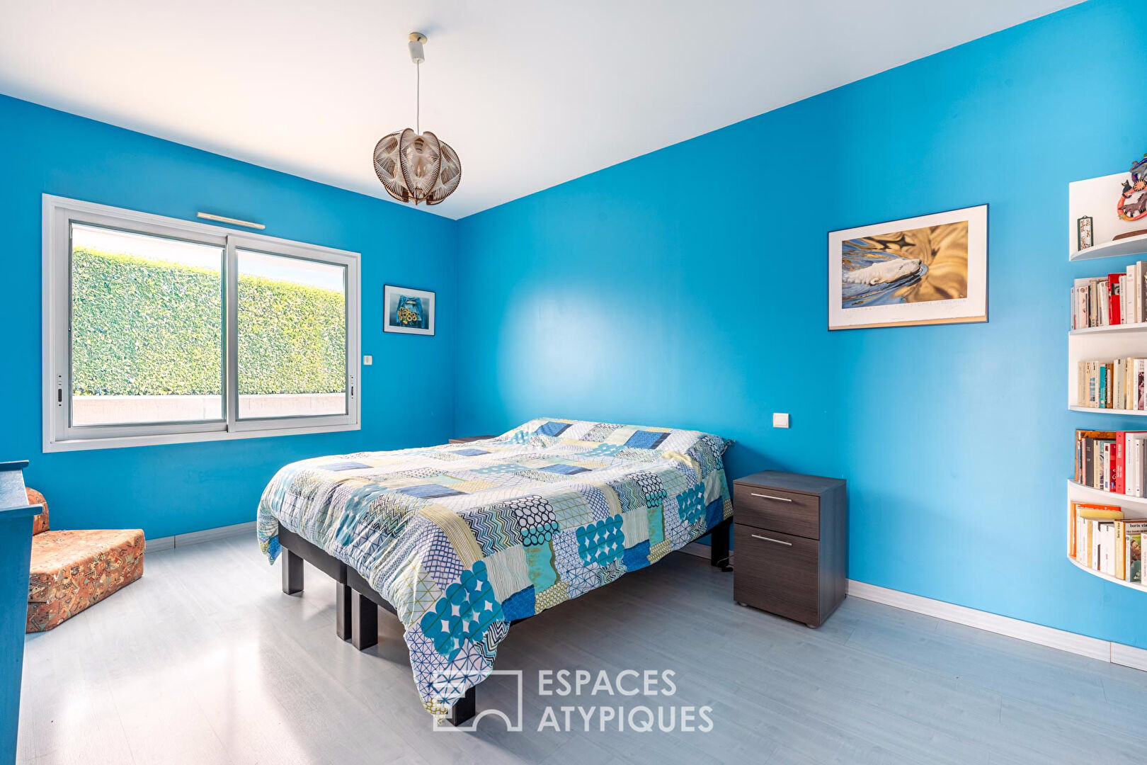 Contemporary villa with wooded park in the heart of Belleville-en-Beaujolais