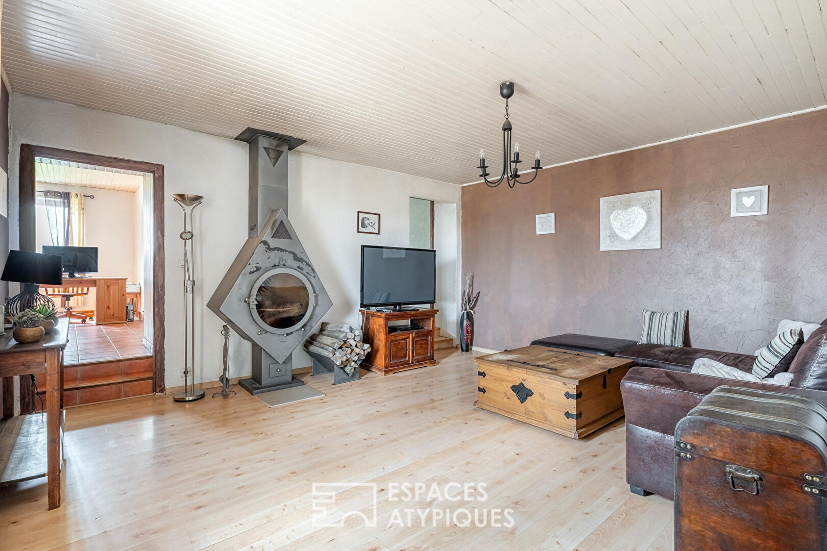 Maison de caractère : Espace, nature et authenticité sur Corcelle en Beaujolais