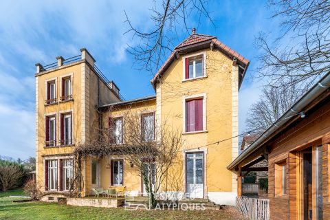 Maison bourgeoise au calme avec vue dégagée