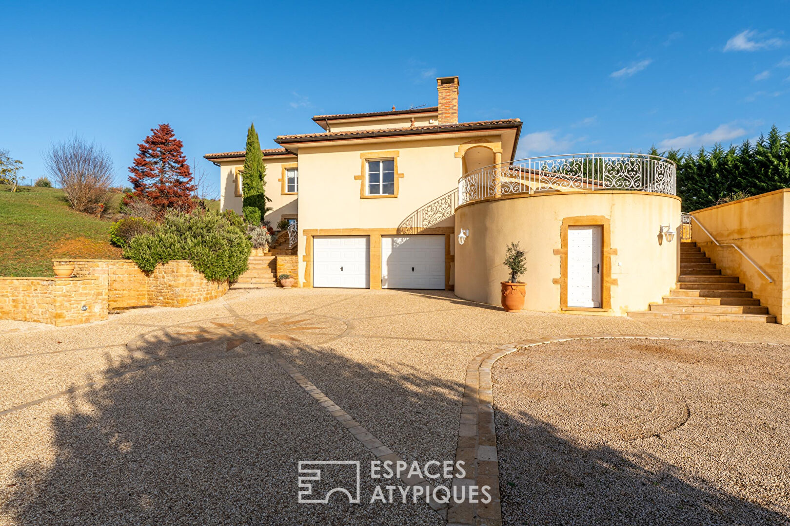 Villa avec vue exceptionnelle sur Cogny