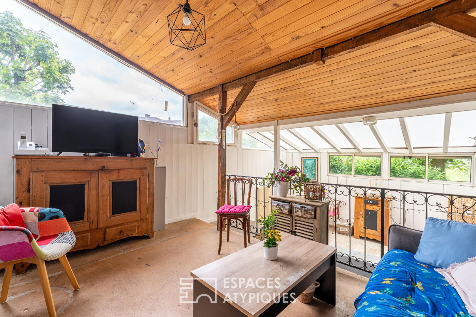 Rez-de-jardin avec terrasse
