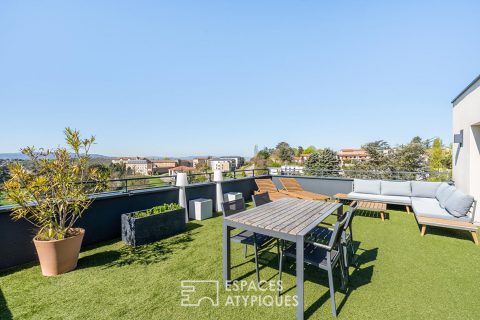 Dernier étage avec terrasse plein sud