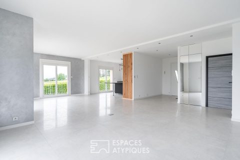 Maison sur les hauteurs d’Anse avec vue panoramique