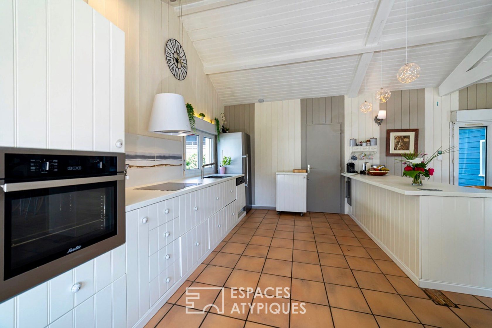 Villa à l’esprit Bassin avec piscine sur le Port de la Teste