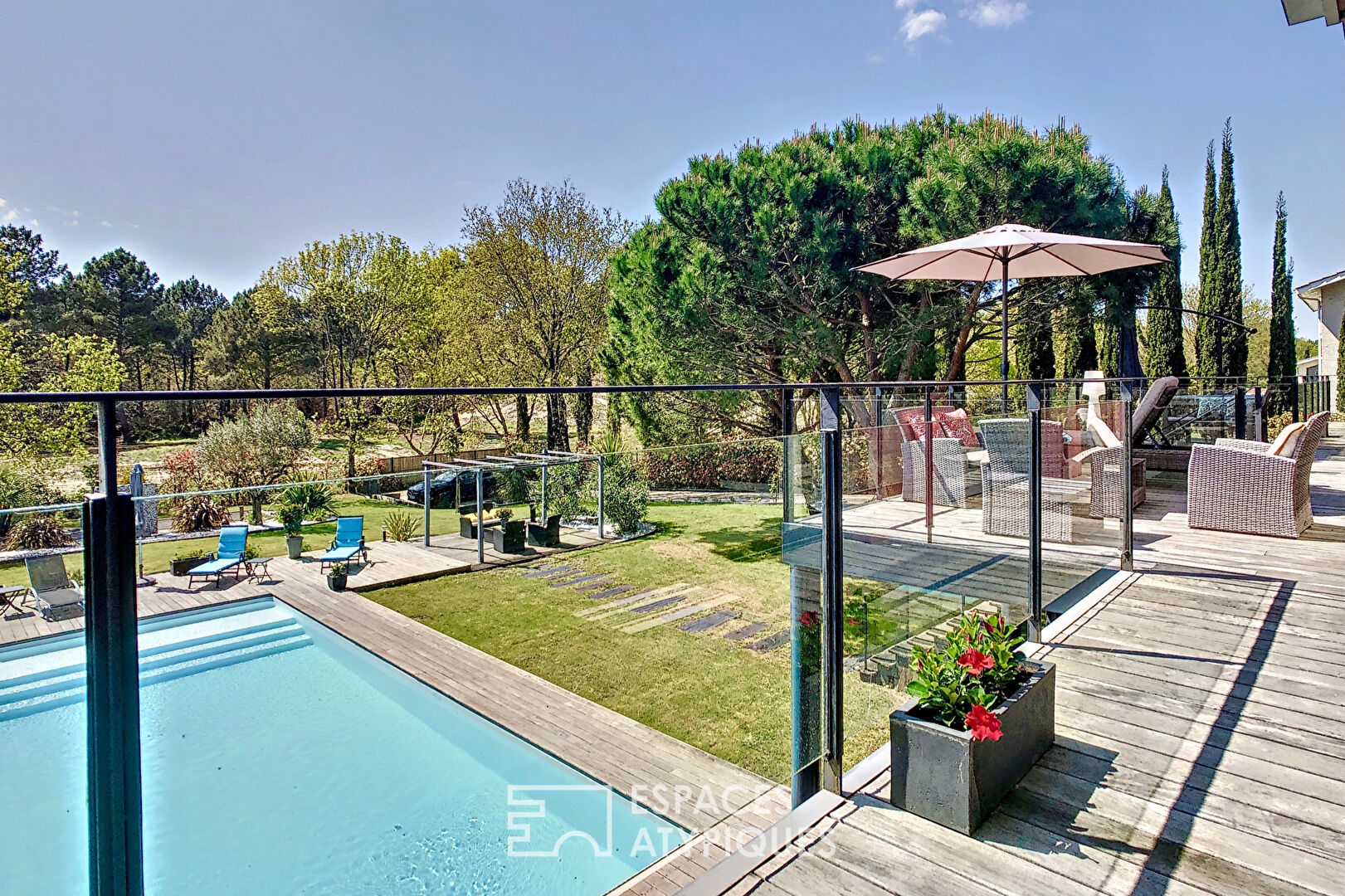 Californian villa at the gates of the ocean