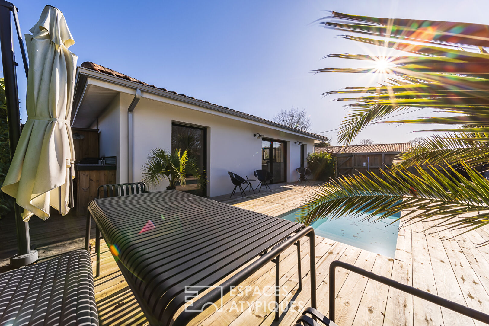 Charmante maison contemporaine avec piscine