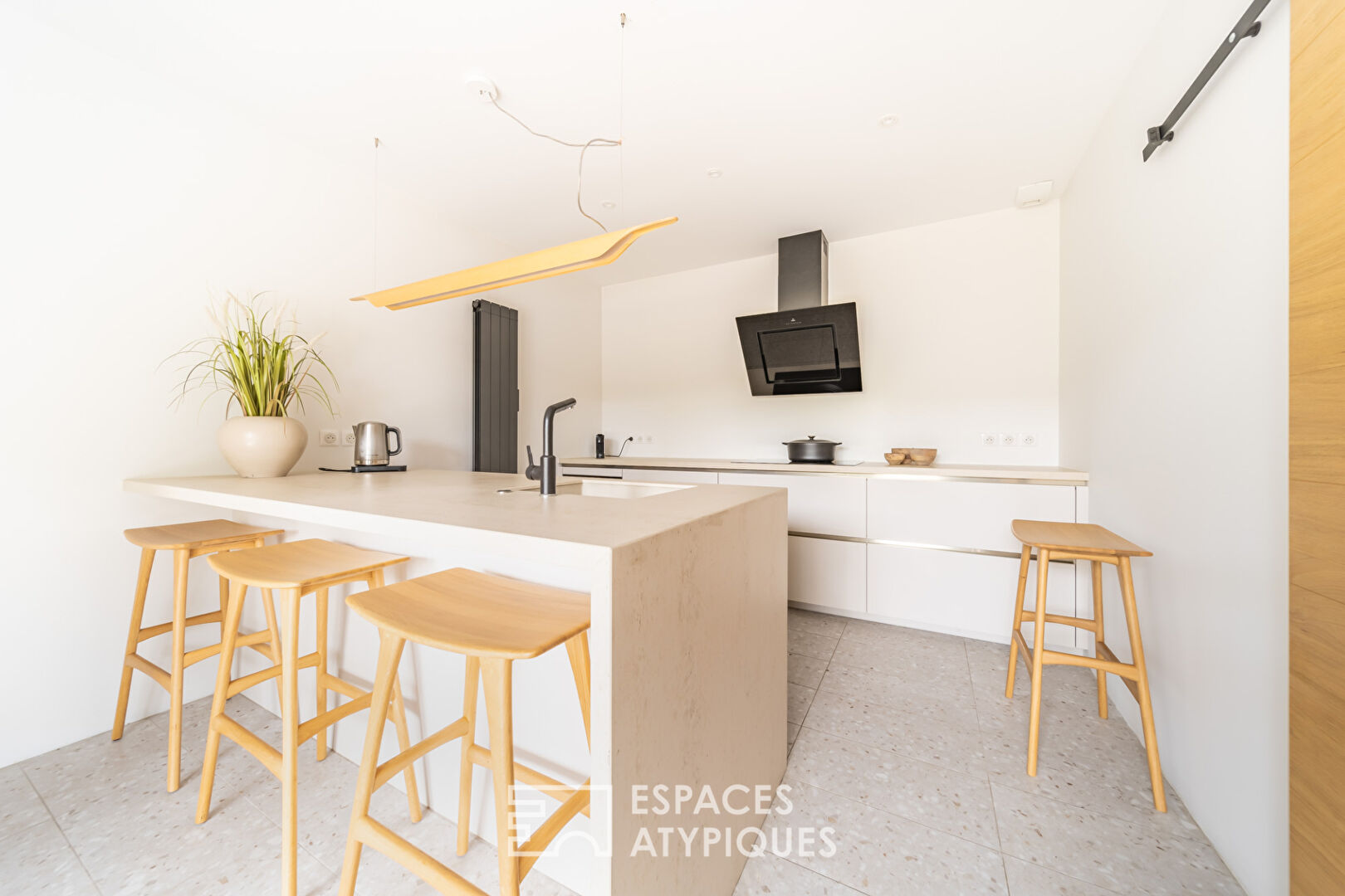 Villa style Gaume repensée par Architecte