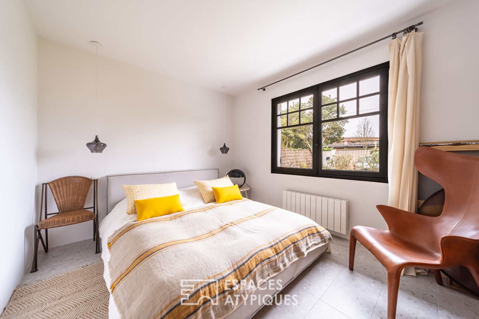 Villa style Gaume repensée par Architecte