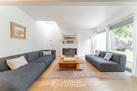 Maison rénovée avec piscine et local commercial en hyper centre