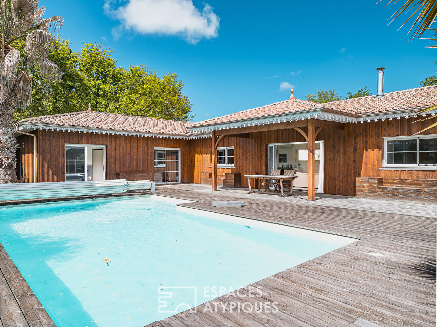 Maison en bardage bois au bourg de Lège-Cap-Ferret