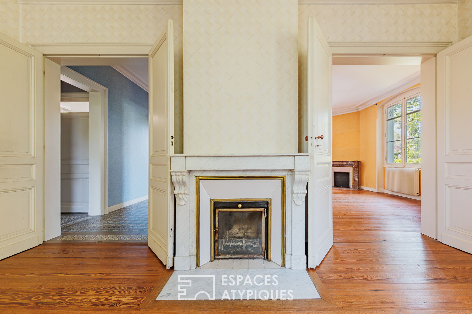 Elegant mansion with authentic charm, a stone’s throw from the Arcachon Bay