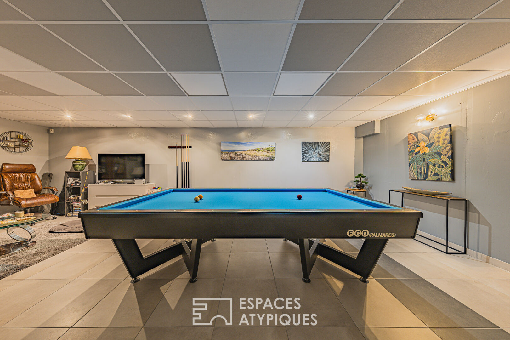 Beautiful family home at the Portes de l’Océan