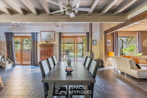 Une propriété de charme sur un vaste terrain