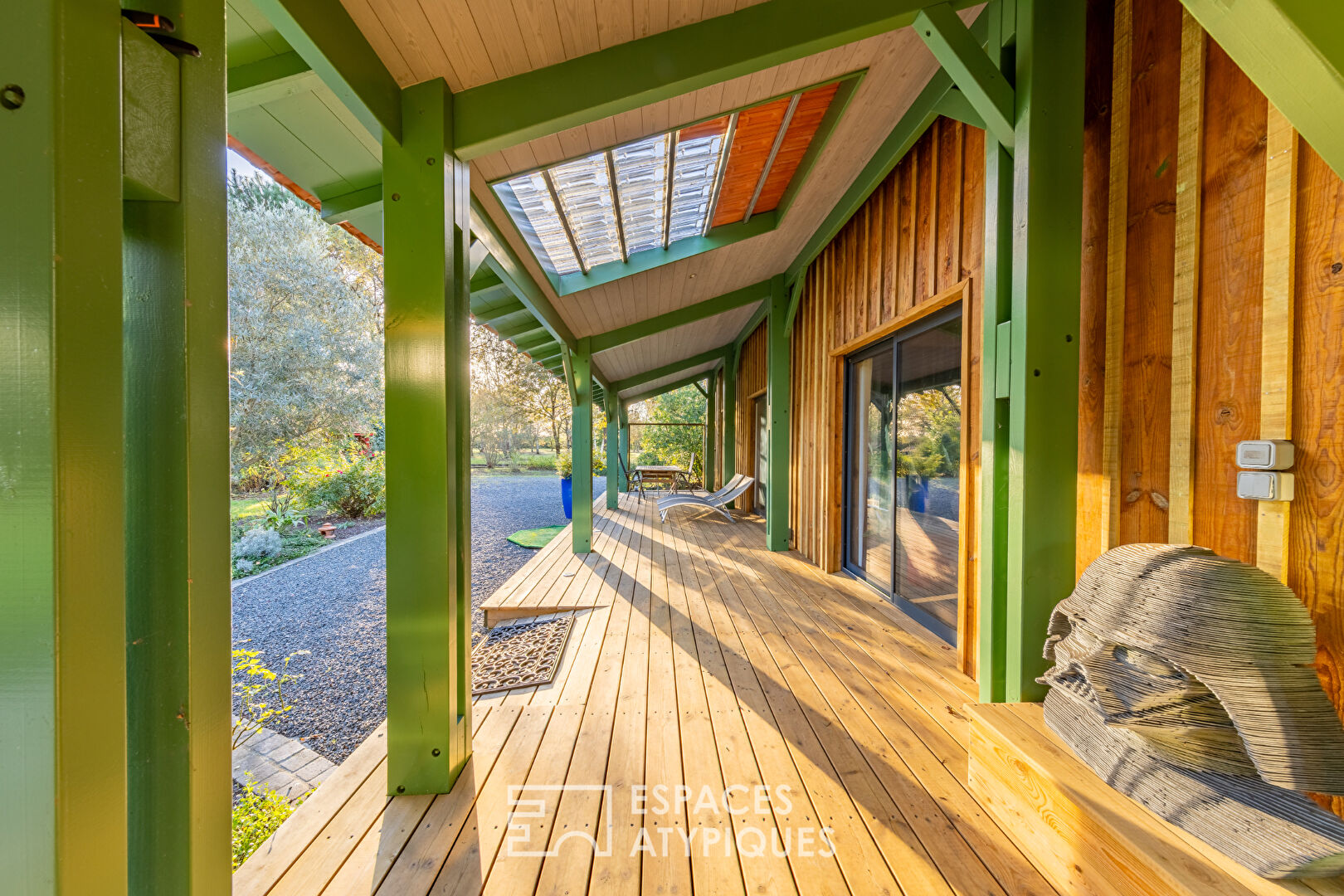 Une propriété de charme sur un vaste terrain