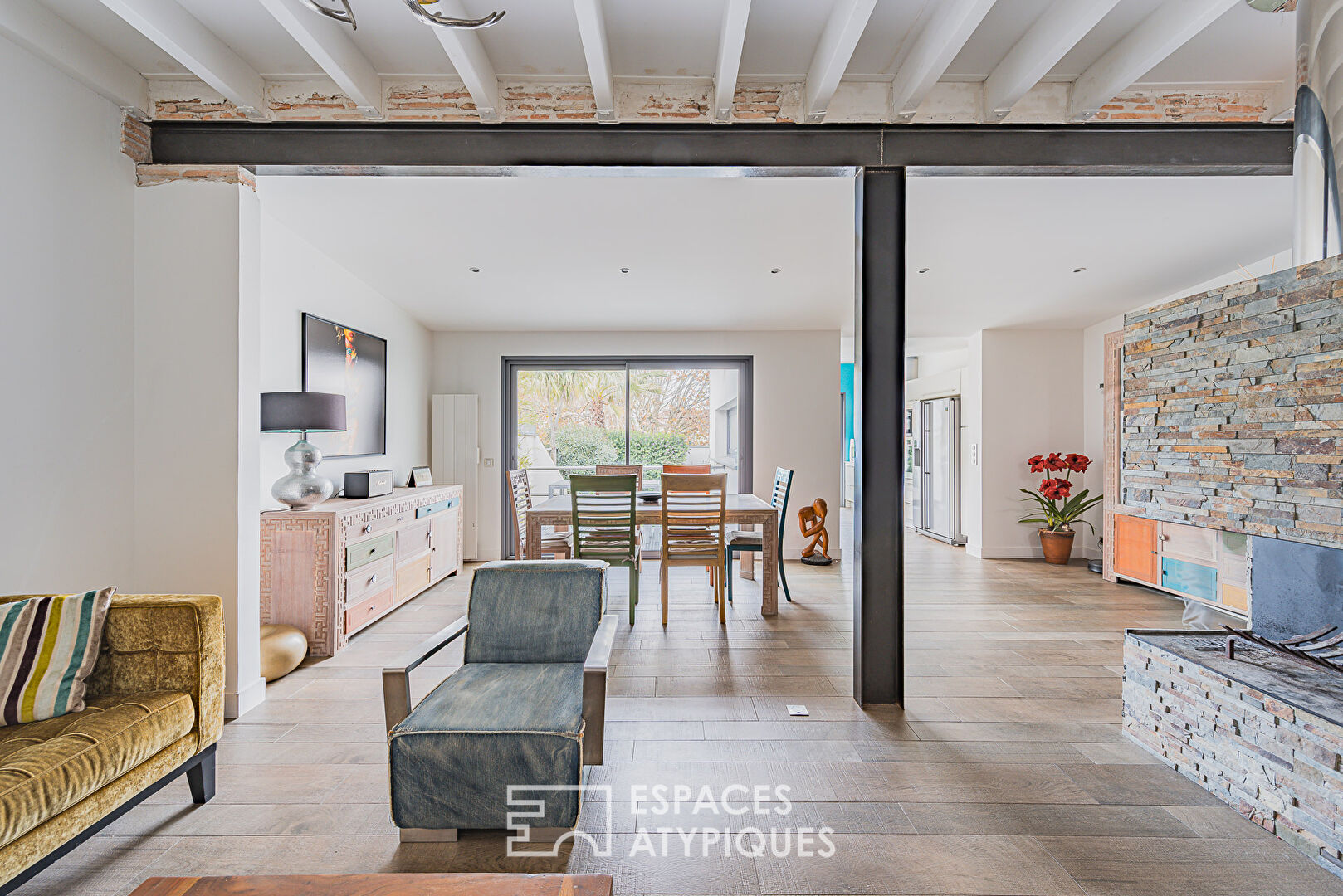 Maison familiale en centre-ville avec accès à la plage