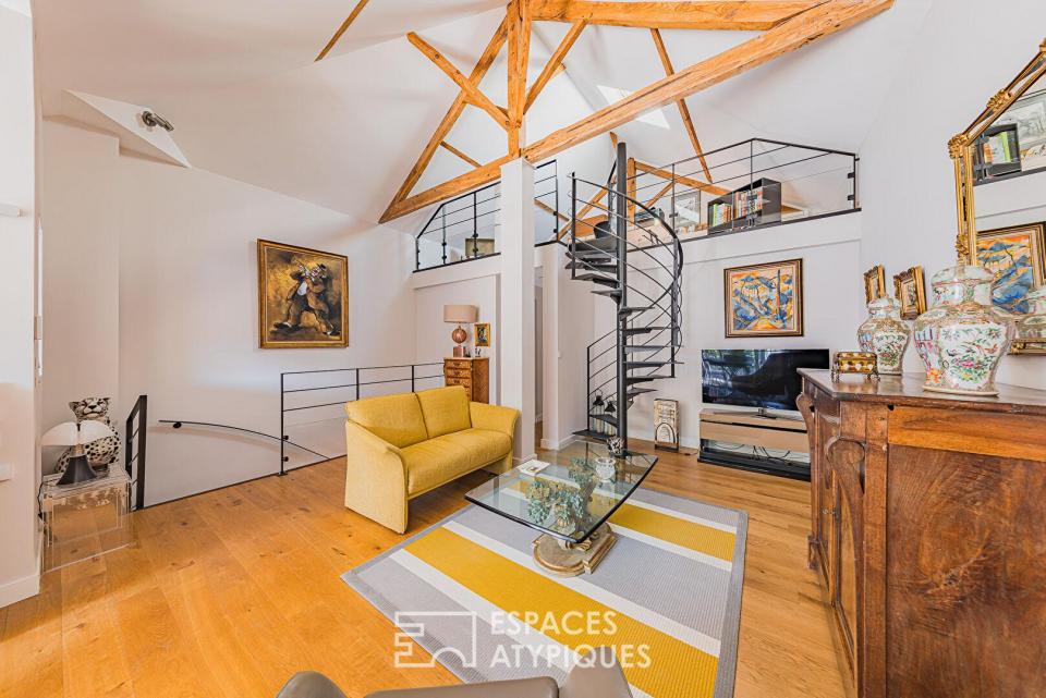 Maison contemporaine avec garage et ascenseur en hyper-centre