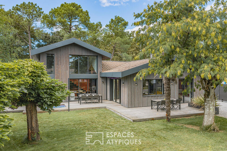 Maison d'architecte à 150 m du Bassin.