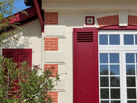 Arcachon-style single-story house near the town center