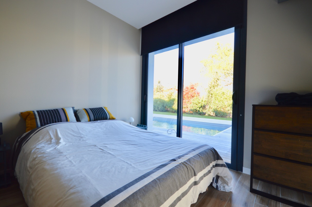 Maison cubique avec piscine à Lège Cap Ferret bourg