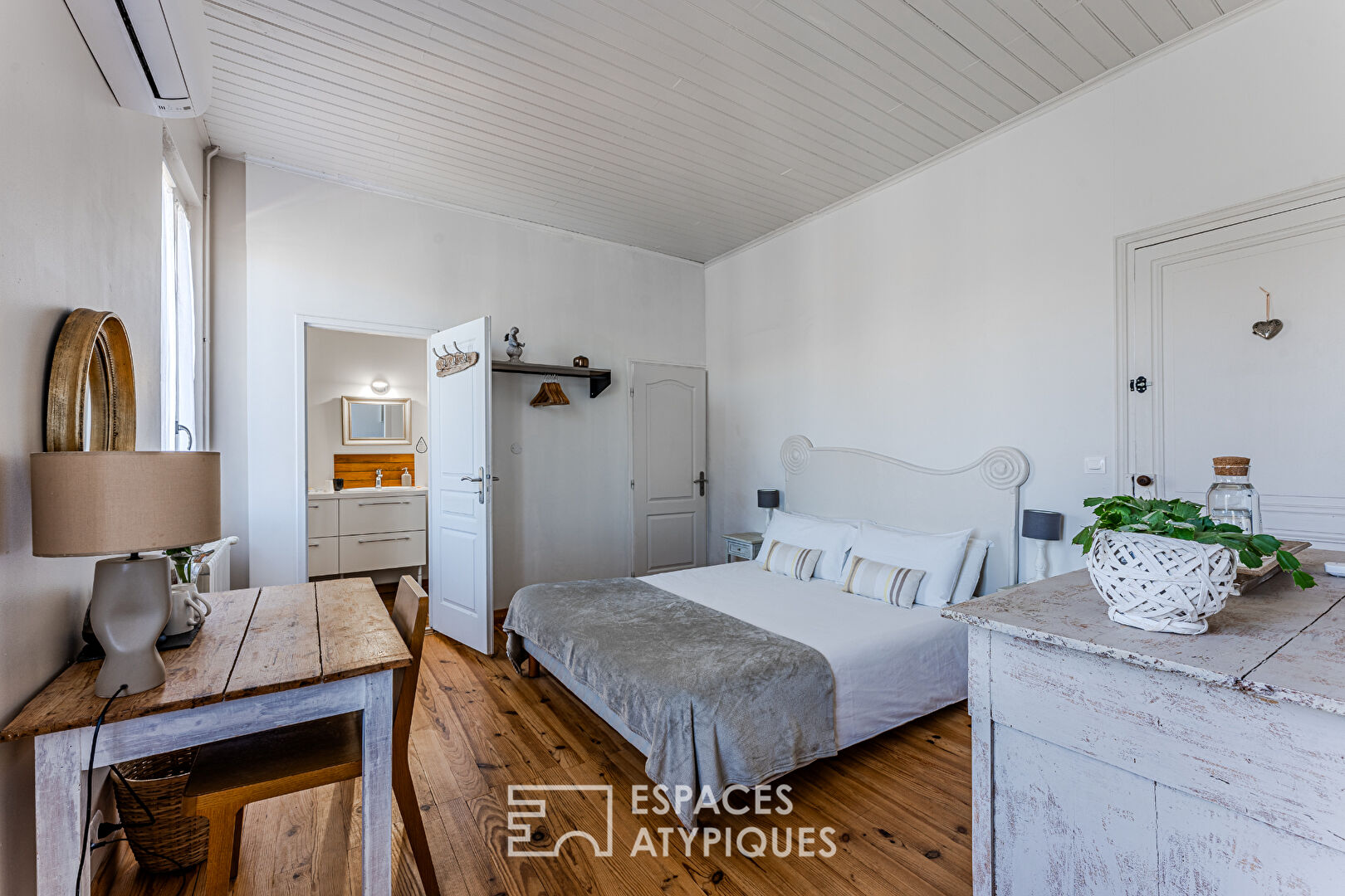 Maison de Maître aux abords du lac totalement rénovée