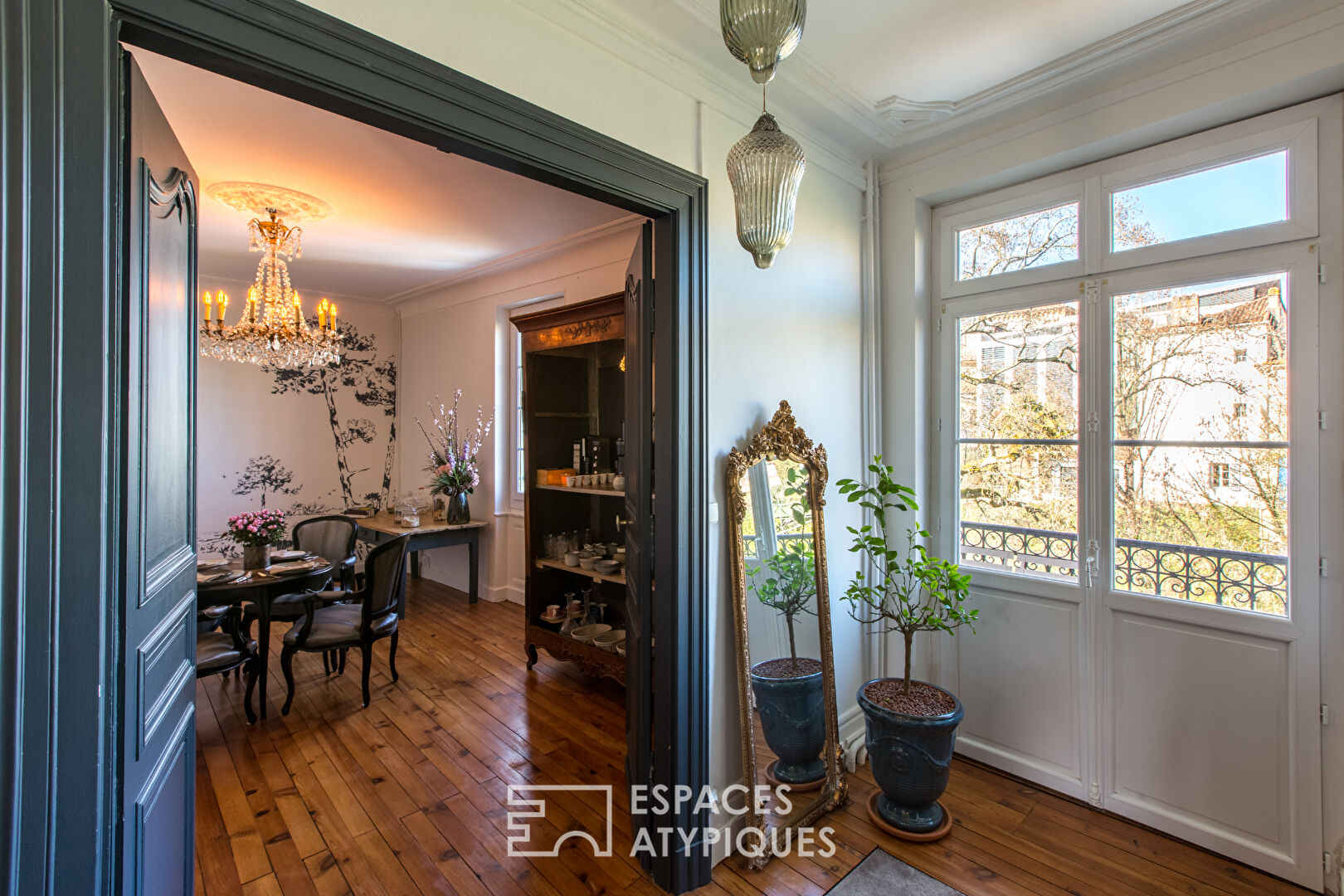 Elégante maison bourgeoise et ses chambres d’hôtes au coeur du centre ville