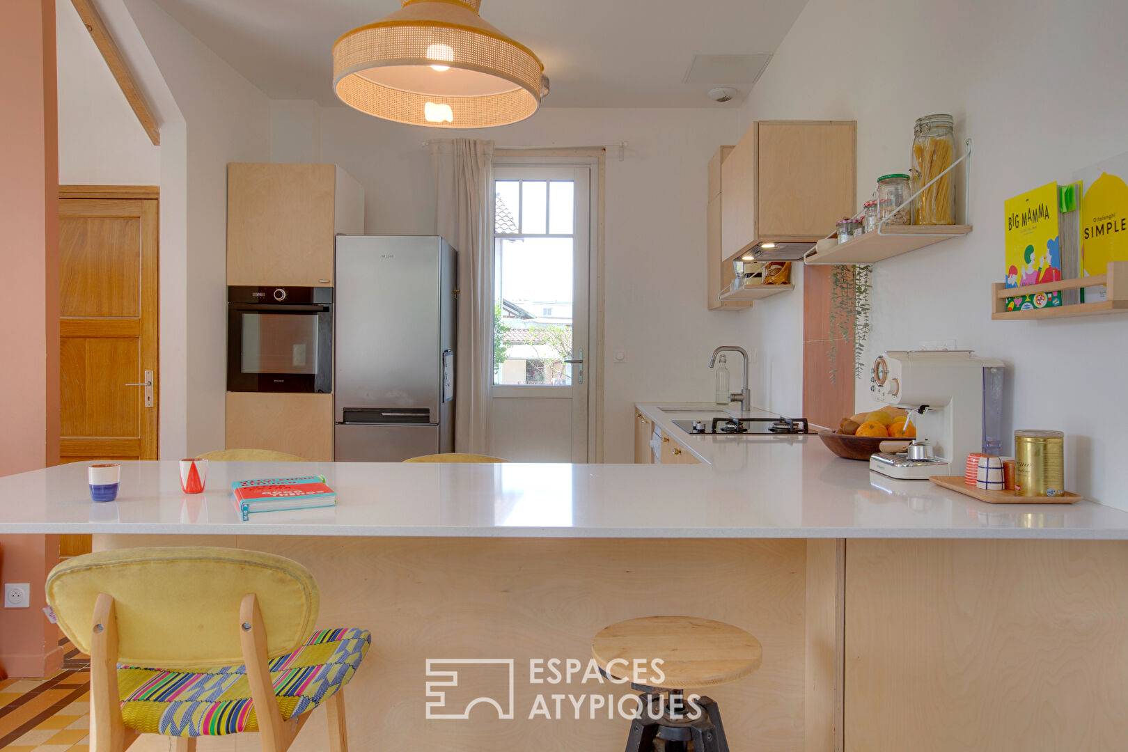 Charming 1930s house in the heart of town