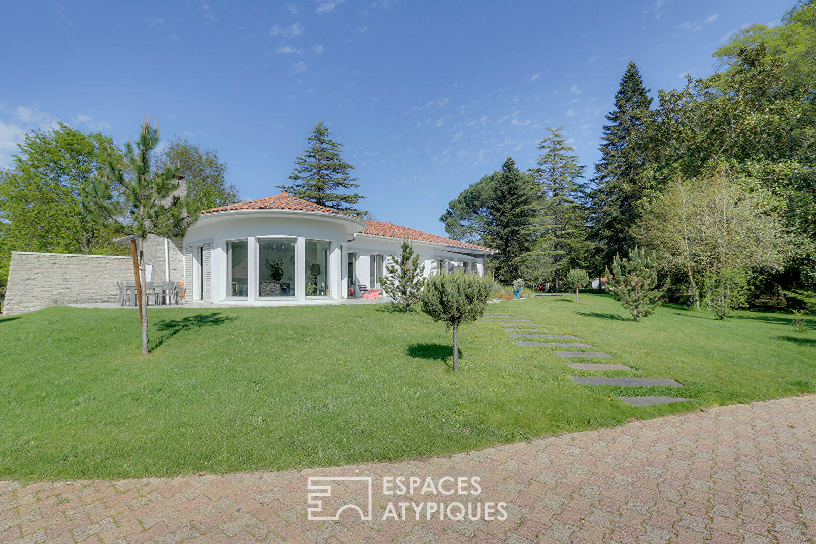 Maison de caractère à quelques pas du lac